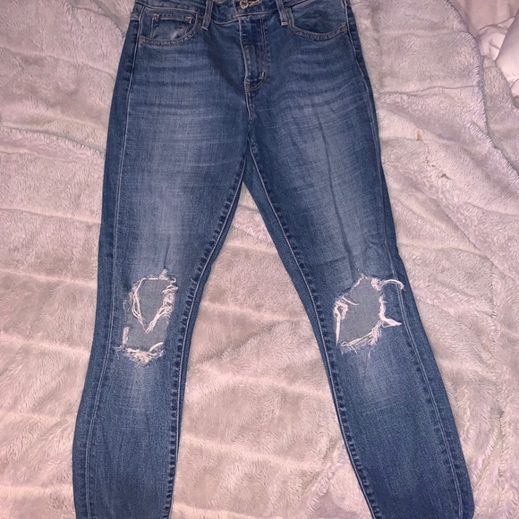 Vintage Levi’s Denim Jeans! - Picture 2 of 4